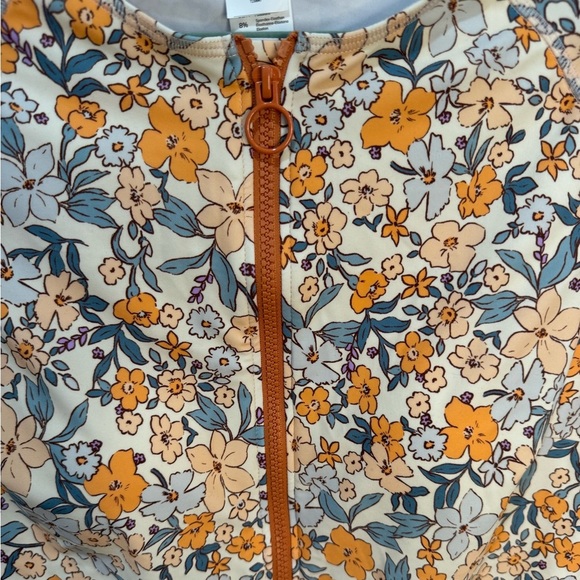 CUPSHE XL One Piece Women’s Mock Neck Zipper Short Sleeve Bathing Suit NWT - Picture 5 of 7